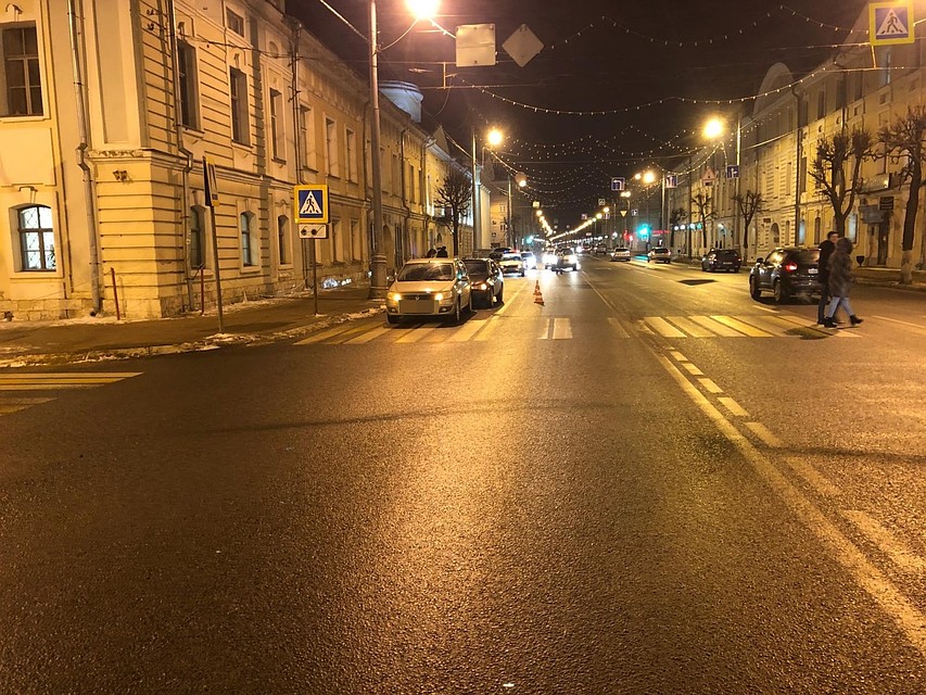 Водитель легковушки "догнал" второй автомобиль Фото: УГИБДД России по Тверской области