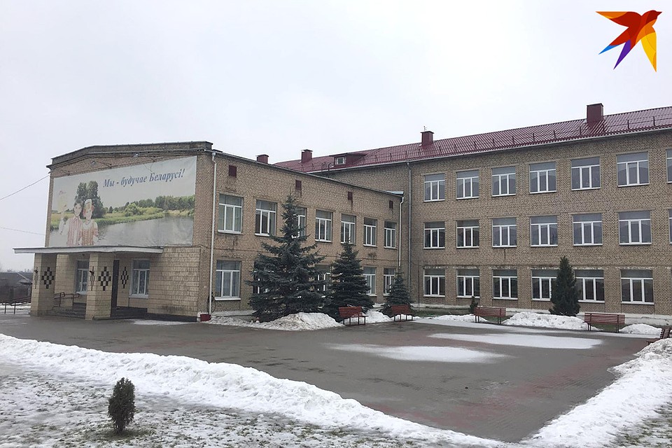 Еще двое учеников в больнице.