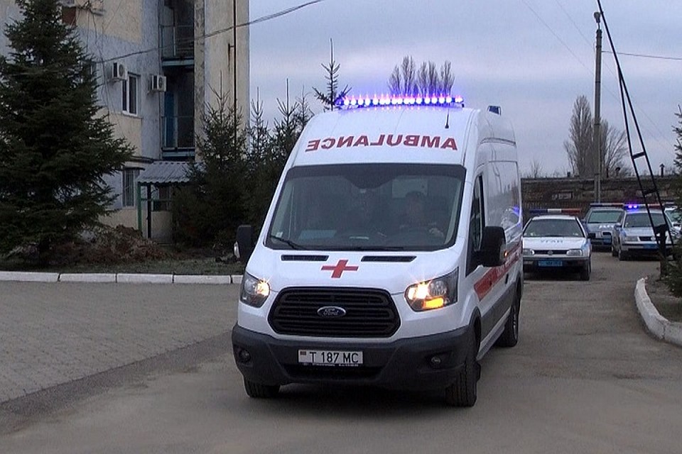 "Скорая" доставила пенсионера в больницу (Фото: МВД Приднестровья).