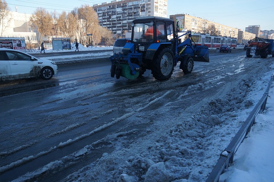 Порыв на теплотрассе произошел на пересечении проспекта Ленина и улицы Осипенко