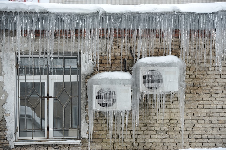 Сфотографируй сосульку и пришли ГЖИ