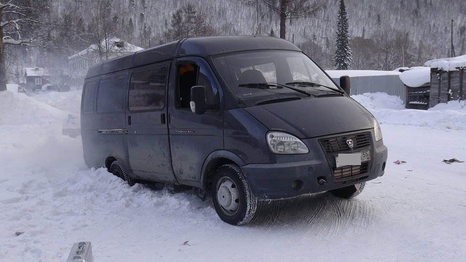 Автобус омских циркачей угнали в Иркутске