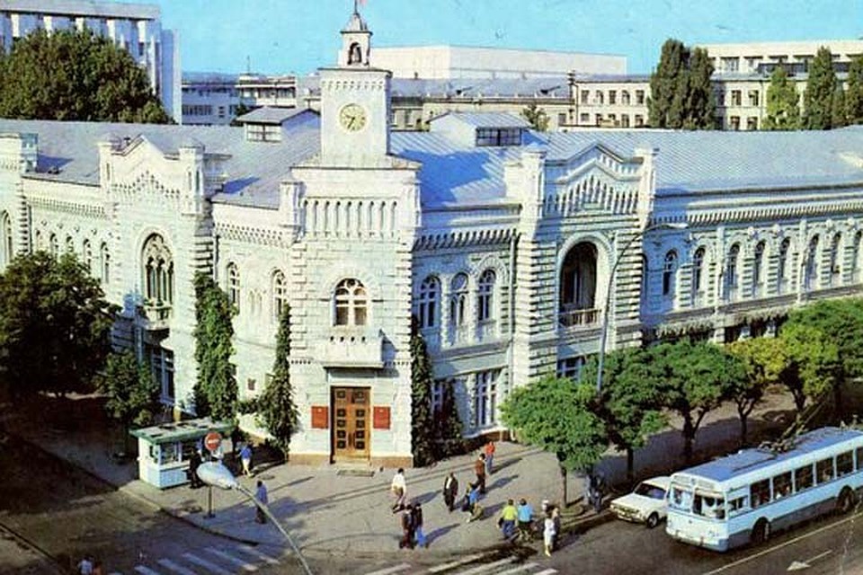 Все очень рады таким фотографиям, любуются и утешают себя: «Все хорошо»