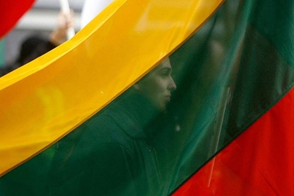 Референдум о двойном гражданстве планируется провести 12 мая. Фото: с сайта iPress.ua