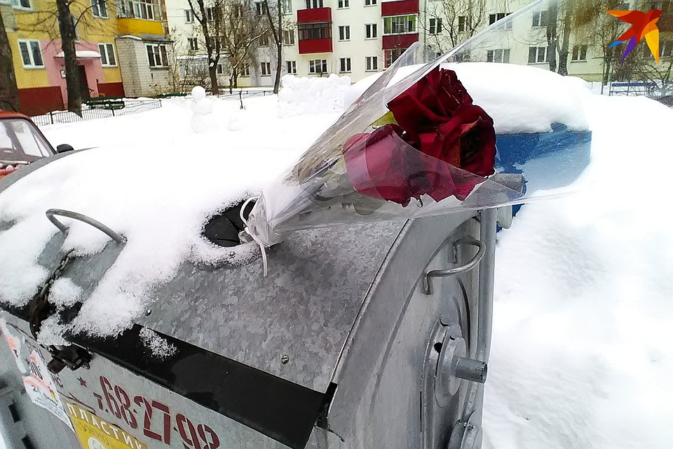 Цветы нынче не в моде