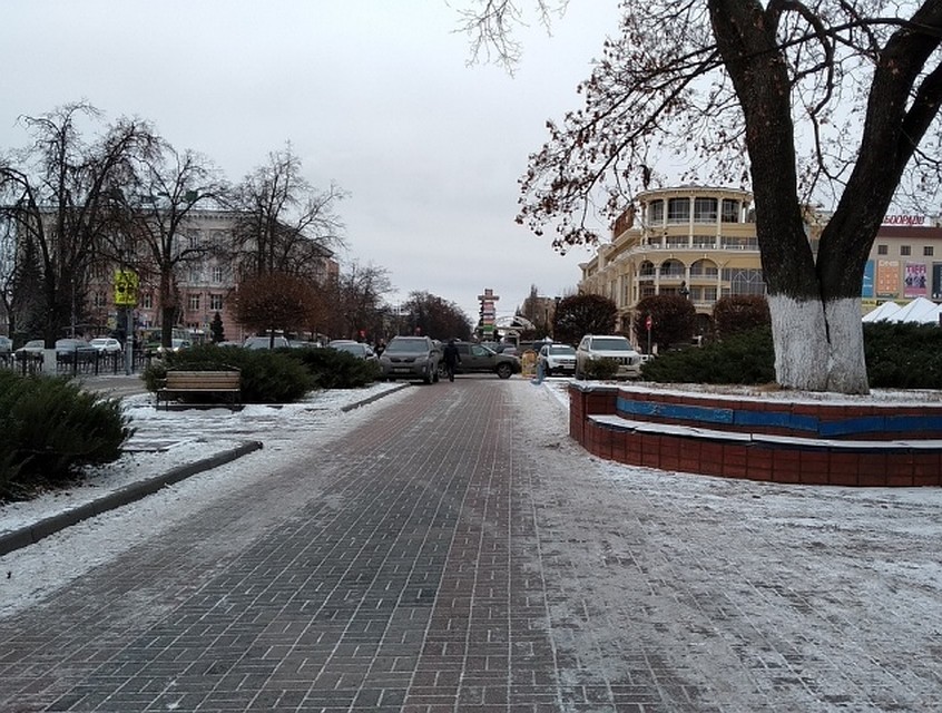 Ночью местами на дорогах гололедица