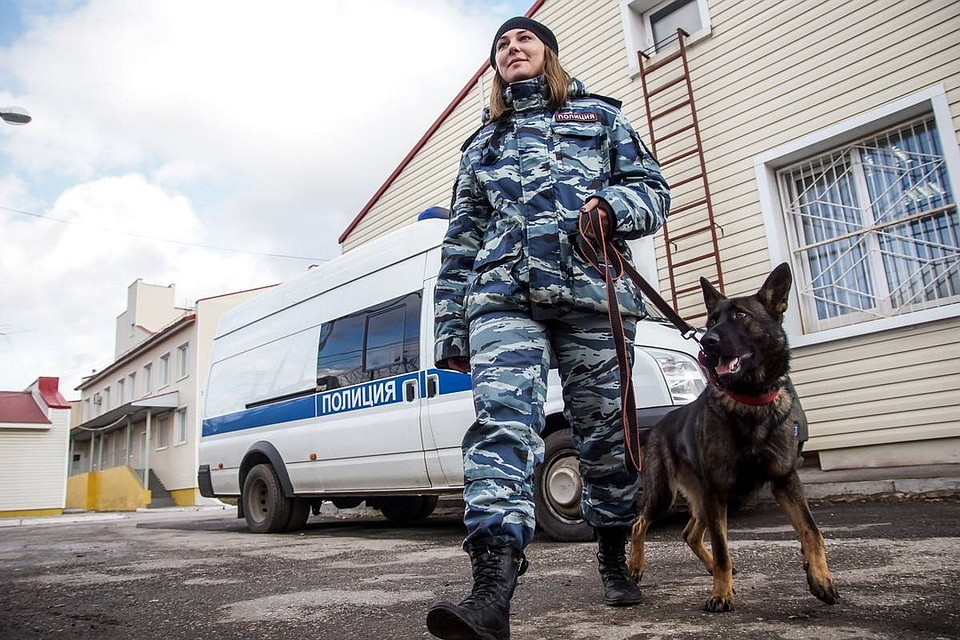 Фотоконкурс "Красавица в погонах - 2019" продлится до 25 марта.