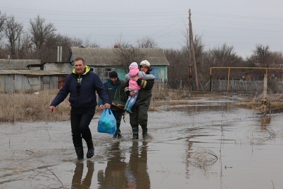 Гидрологи считают, что до критического уровня вода не дойдет. Повторения паводка 2018-го не будет.