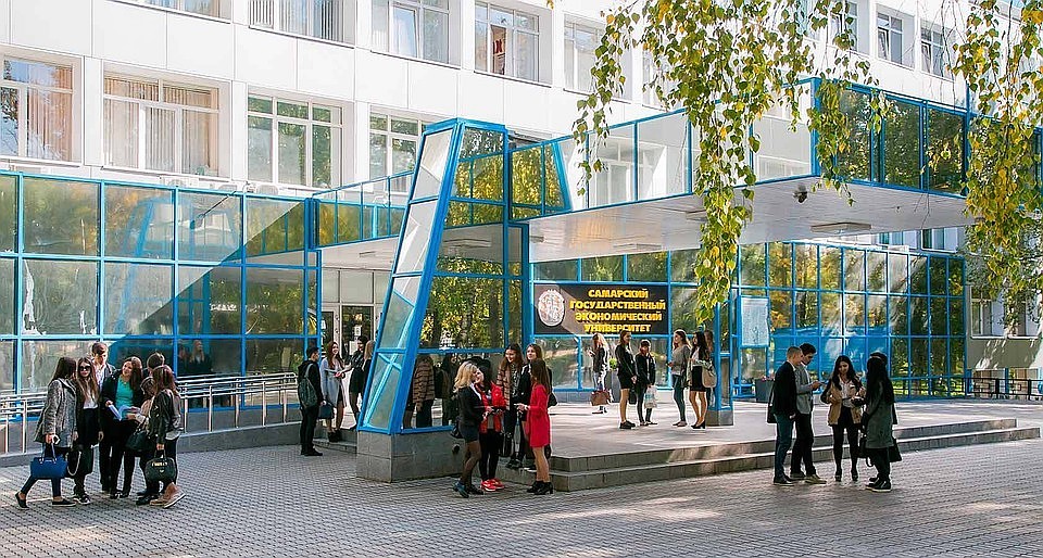 Сейчас обязанности ректора исполняет Габибулла Хасаев