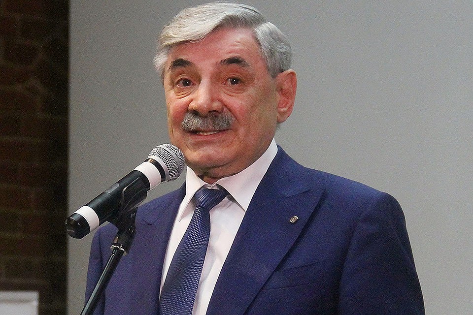 Актер Александр Панкратов-Черный.