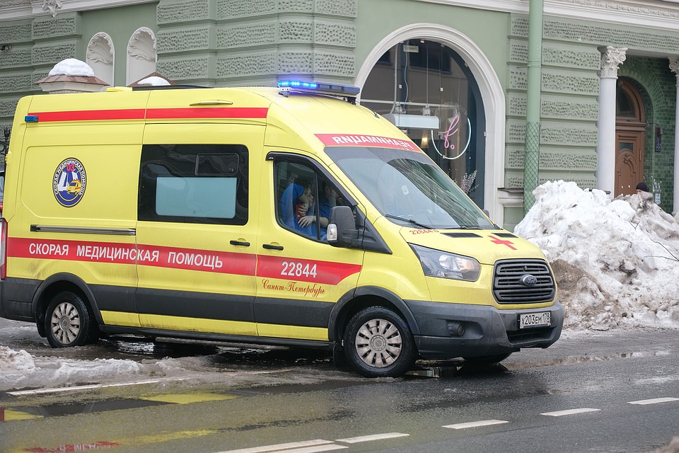 Актер из "Оперов" оказался в больнице после взрыва в Кировском районе Петербурга