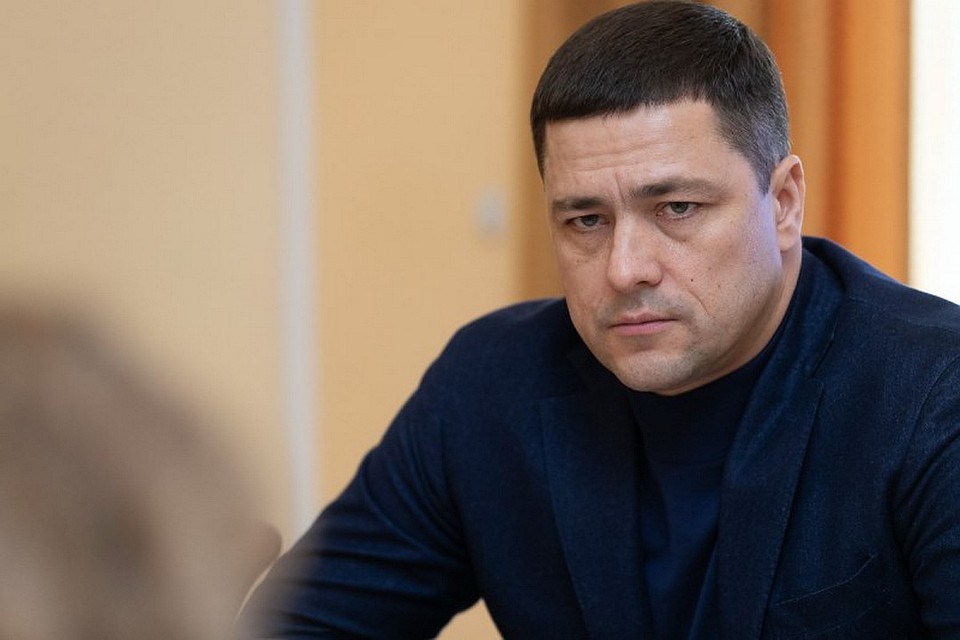 Михаил Ведерников заявил, что завод группы компаний "Титан" появится в Пскове только после проведения общественных слушаний и ряда экспертиз.