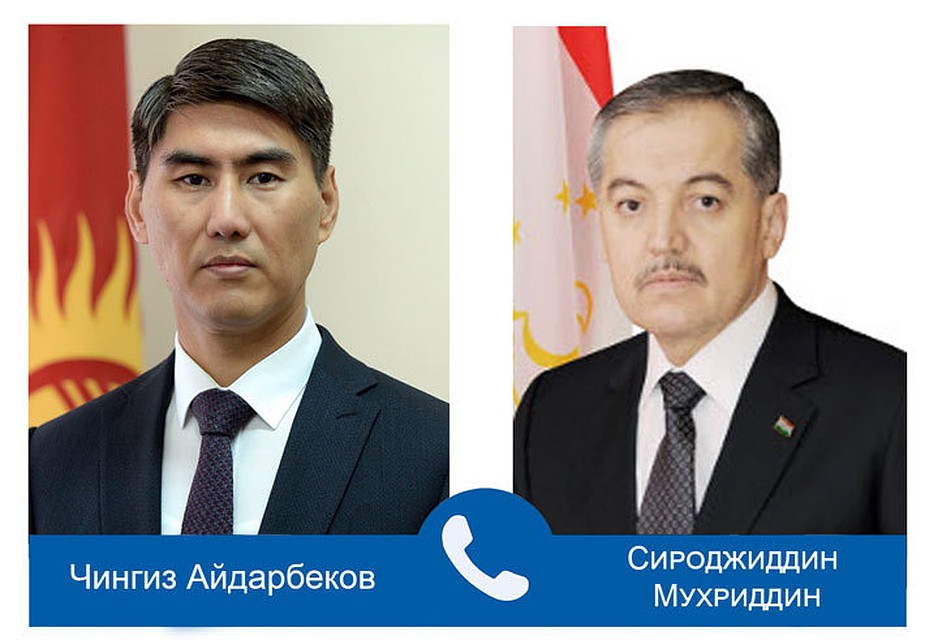 Министры обсудили по телефону ситуацию на госгранице.