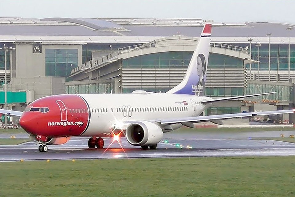 Ряд стран запретили полеты "Boeing 737 MAX" и его модификаций. Фото: YouTube