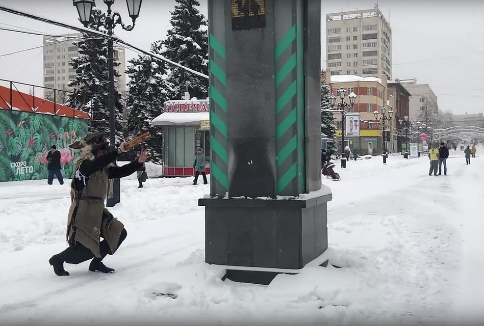 Шаман на Кировке. Кадр из видео, соцсети.