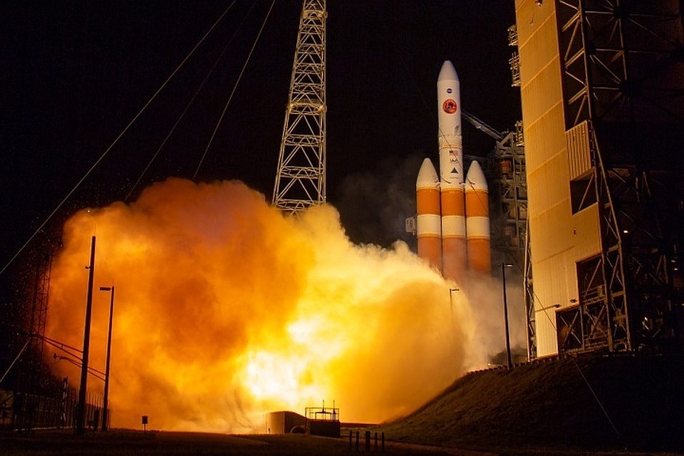 В США вышла на орбиту ракета-носитель Delta 1V с новым военным спутником связи