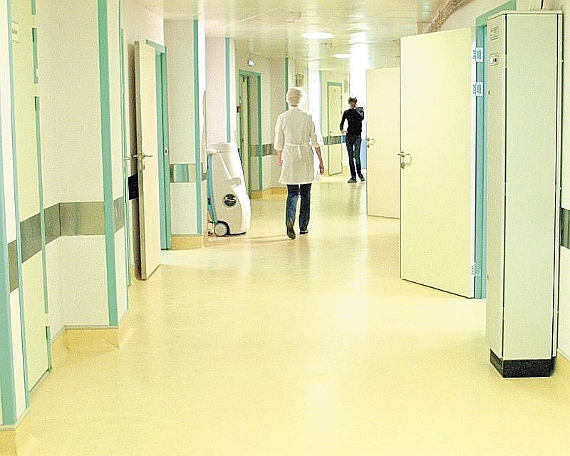 Медики городской больницы смогли сохранить женщине обе ноги