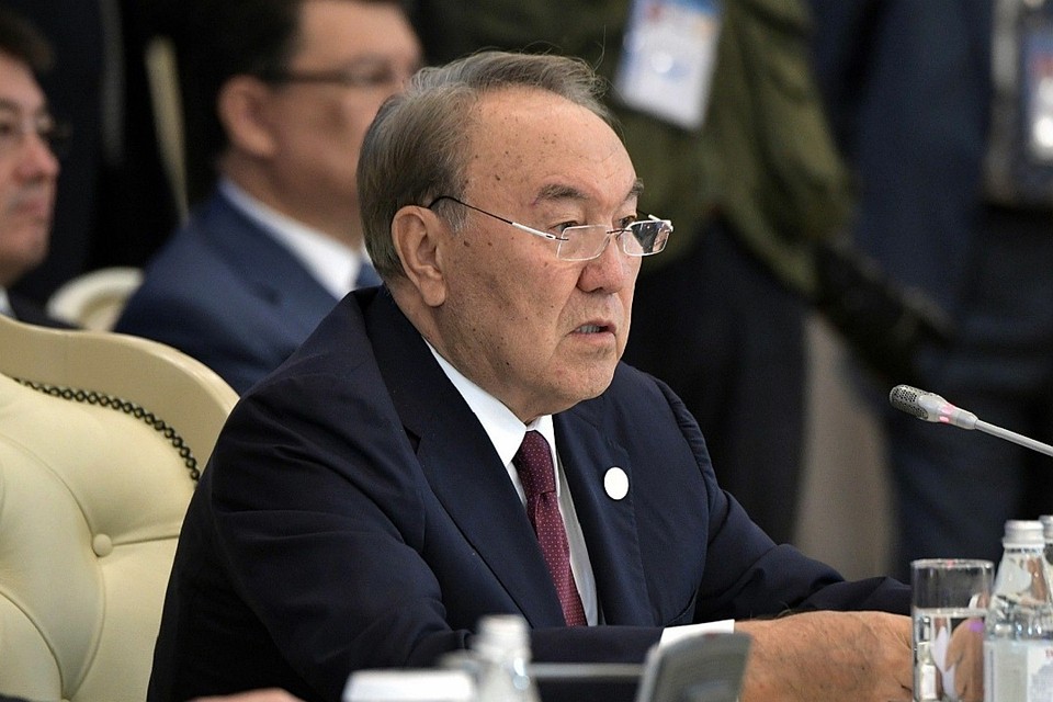 Президент Казахстана Нурсултан Назарбаев уходит в отставку