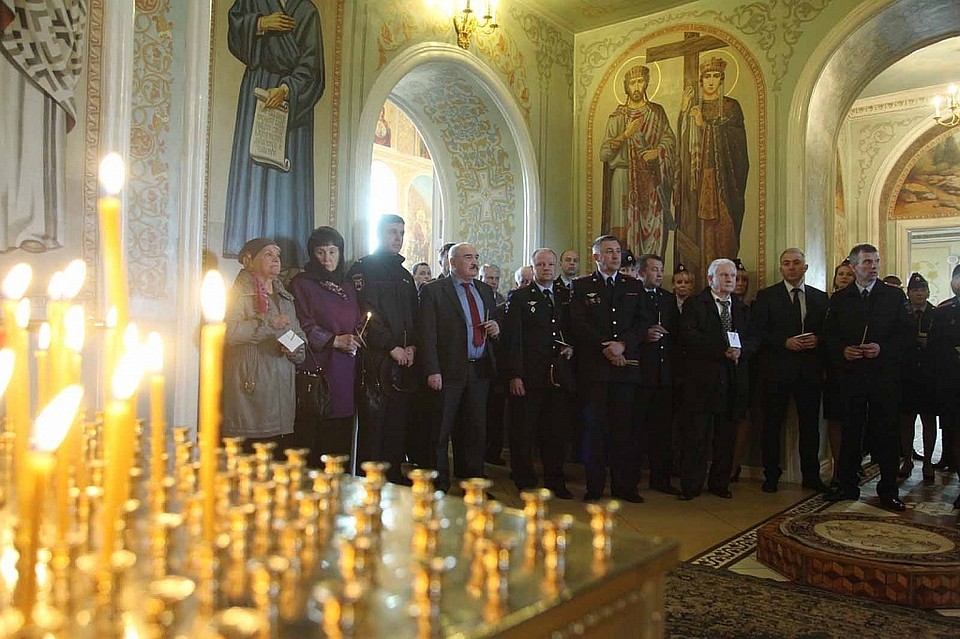 Великая панихида. Фото: Анна УСМАНОВА.
