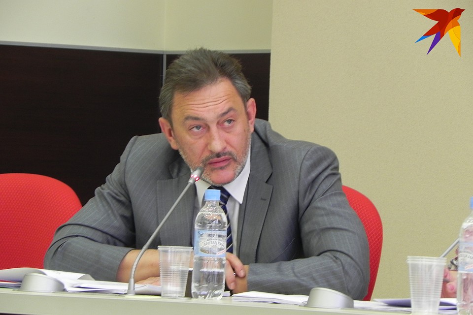 В отличие от чиновников регионального минздрава Олег Минин точно знает, сколько врачей покинуло Мурманскую область в 2018 году.