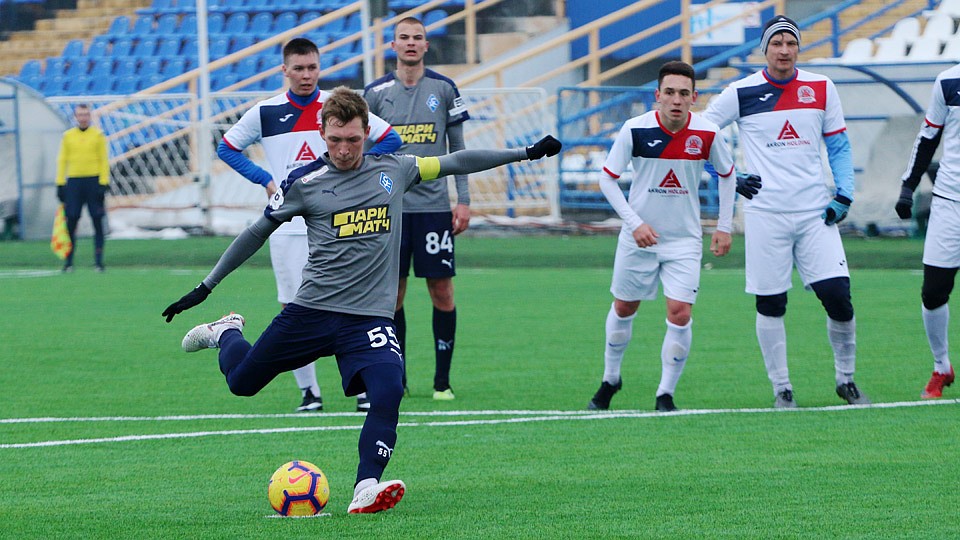 Встреча проходила на стадионе «Металлург»