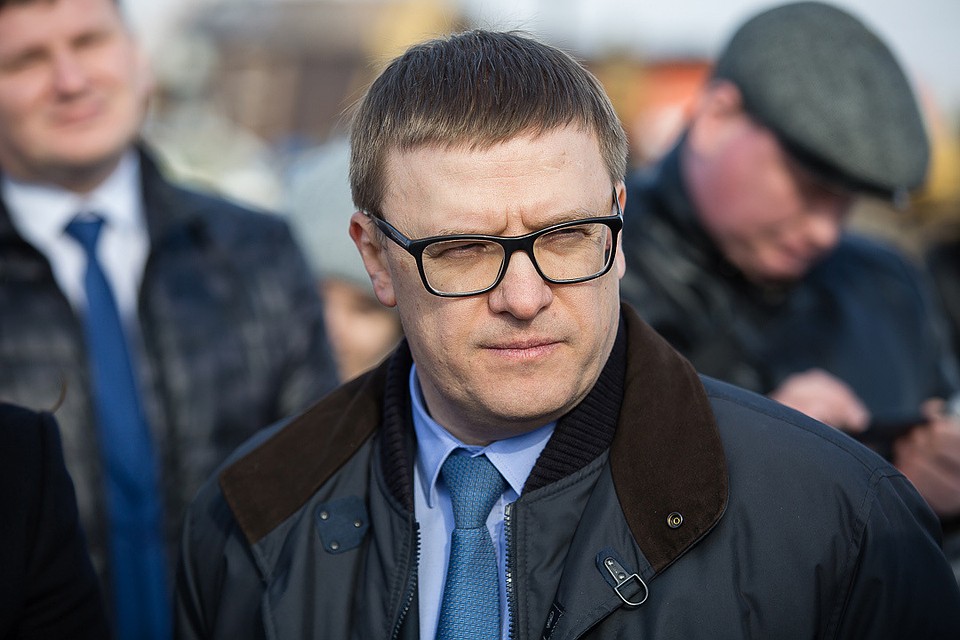 Врио губернатора Челябинской области Алексей Текслер принимает жалобы жителей через Инстаграм.