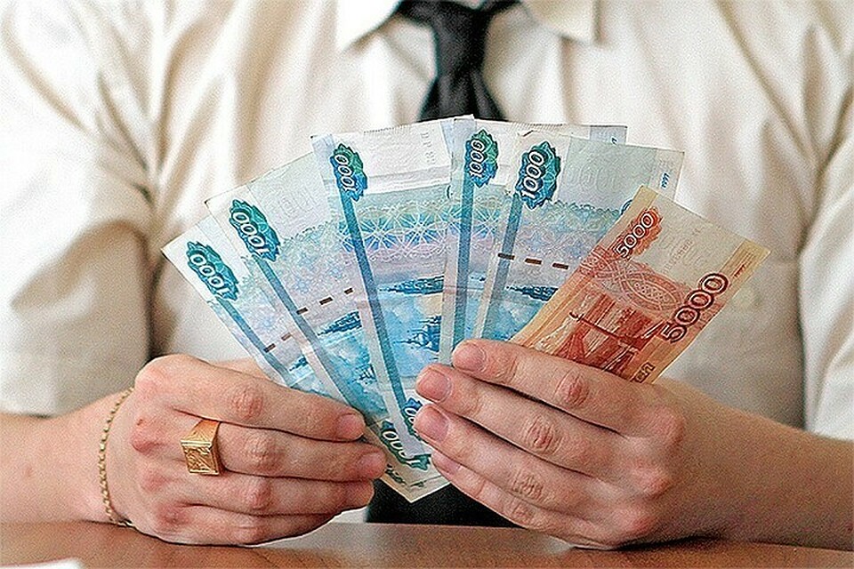 В Сочи горе-отец выплатил дочери 578 тысяч рублей