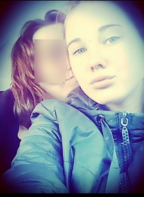 В Омске ищут пропавшую 13-летнюю школьницу с цветными волосами