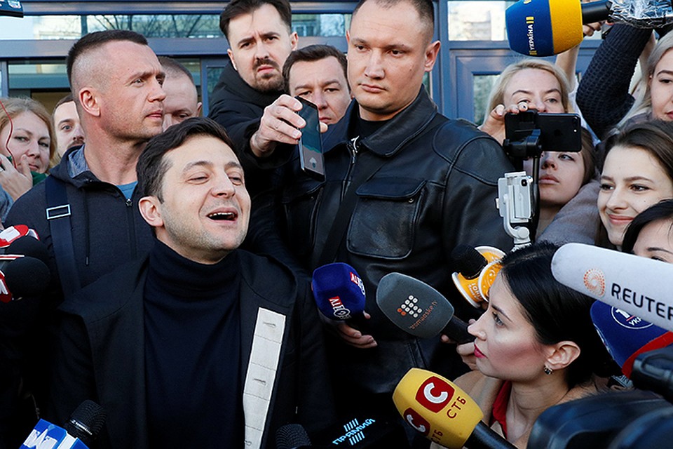А потом он выяснит, что должен на полном серьезе нести весь тот вздор, что до него нес Порошенко