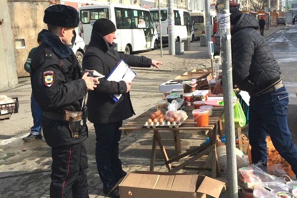 Торговцы обычно располагаются в людных местах, с хорошим пешеходным трафиком. Фото: rostov-gorod.ru