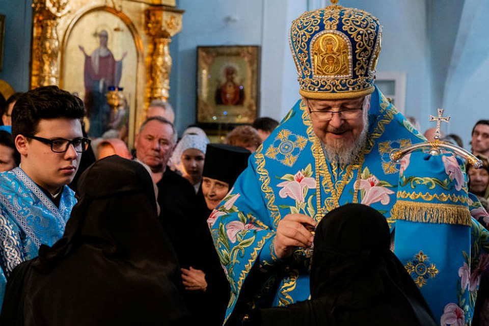 Владыка Пантелеимон обратился к верующим со словами проповеди Фото: Красноярская епархия