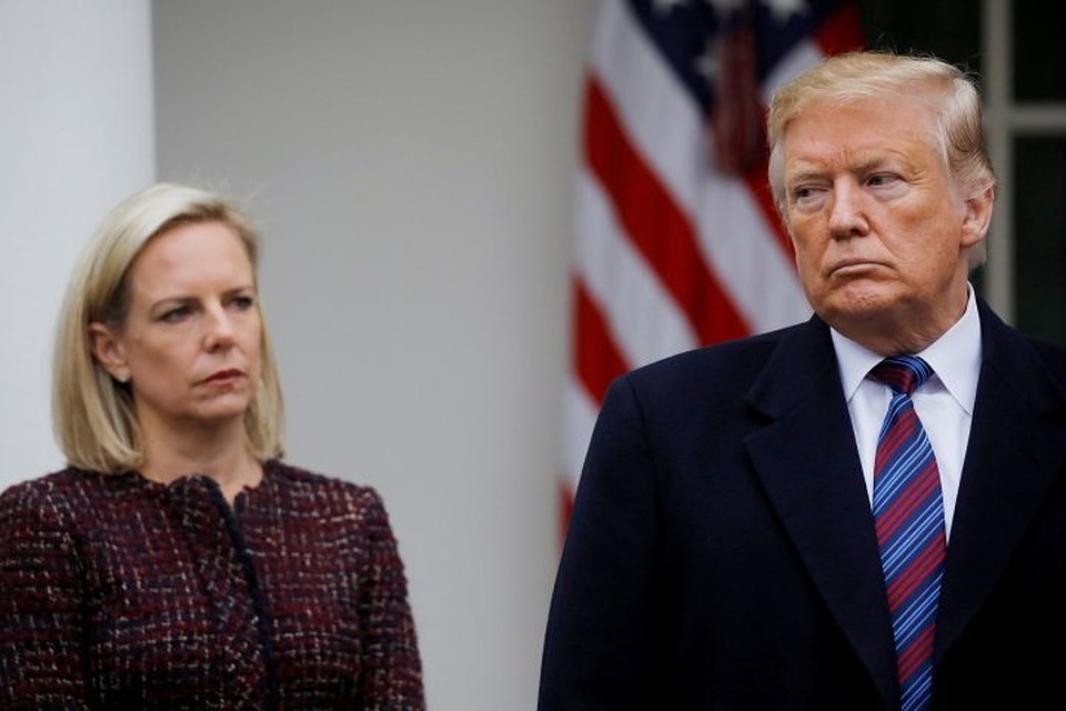 Президент США Дональд Трамп принял отставку министра внутренней безопасности страны Кирстьен Нильсен