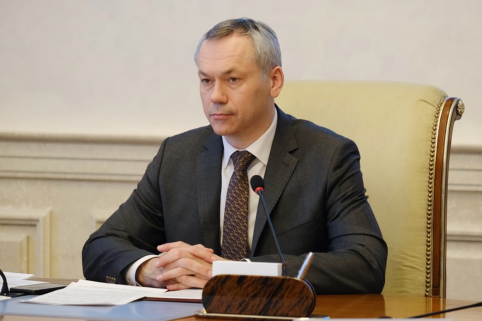 Губернатор дал ряд поручений в преддверии празднования Дня Победы.
