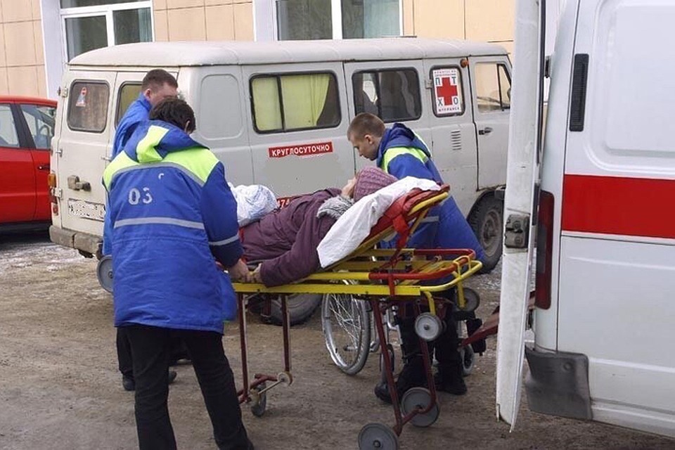 78-летняя нижегородка сломала коленный сустав, упав в маршрутке