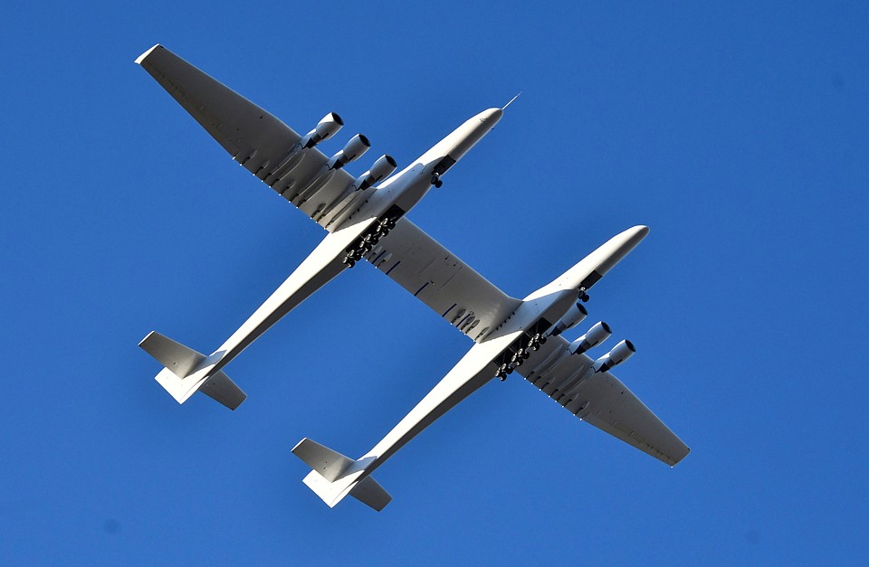 Экспериментальный самолет компании Stratolaunch Systems