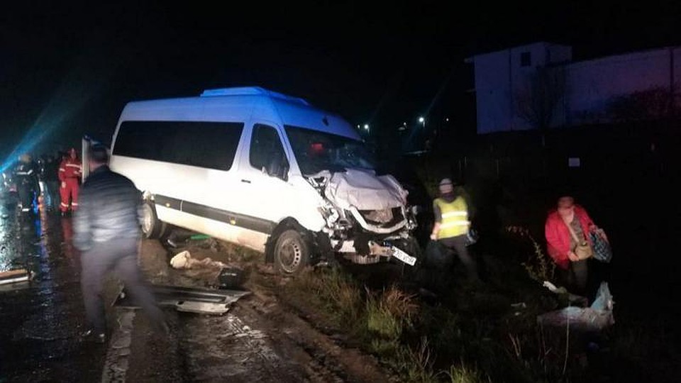Восемь человек получили ранения, двое пострадавших в тяжелом состоянии находятся в больнице