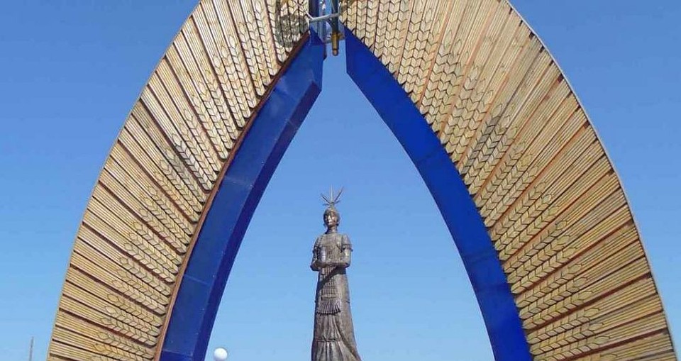 Завтра в столице республики без осадков, ветер западный 2-7 м/с.