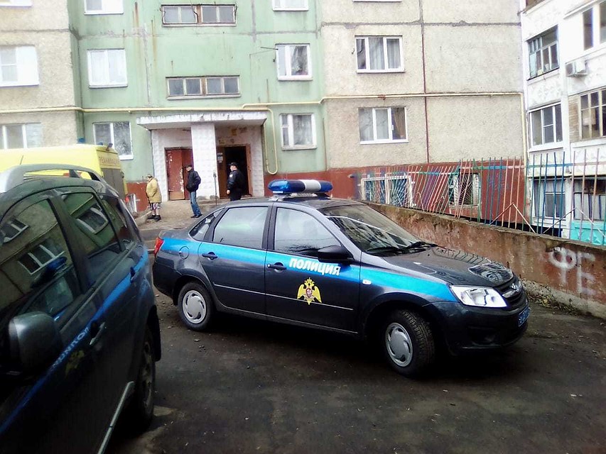 Все произошло в одной из многоэтажек на Достоевского. Фото: пресс-служба Управления Росгвардии по Орловской области