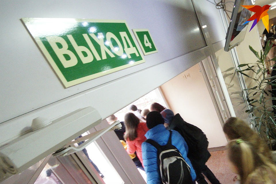 В лицее "КП" рассказали: эвакуации, тем более утечки газа, не было.
