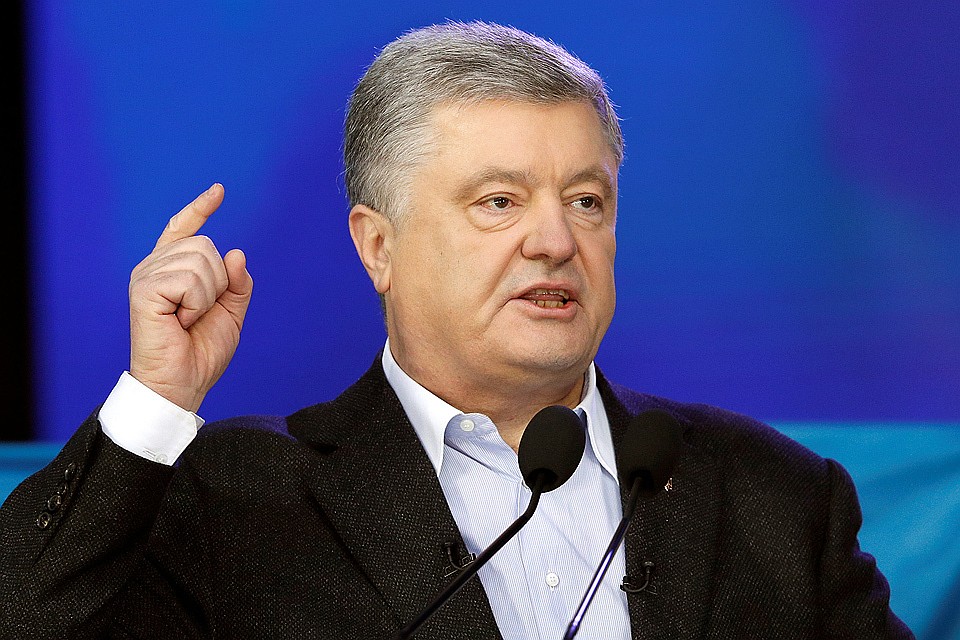 Петр Порошенко во время дебатов на стадионе "Олимпийский".