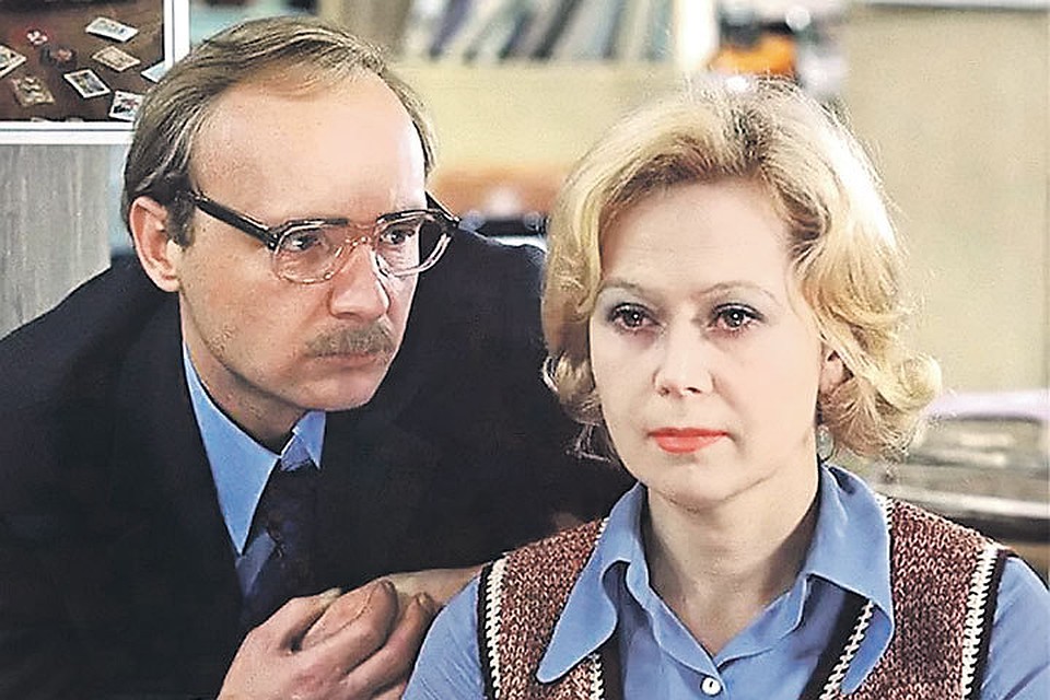 После лирической комедии «Служебный роман» (1977) о Светлане узнала вся страна. Фото: Кадр из фильма