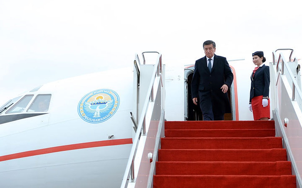 Президент отправился с рабочей поездкой в Пекин.