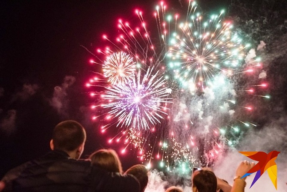 Салют 9 мая 2019 в Камышине начнется в 21.30.