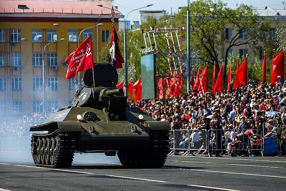 В День Победы на площадь Куйбышева запретят к проносу несколько предметов