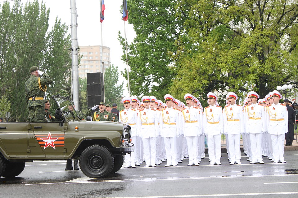 Парад Победы в Донецке 2019 – тысячи жителей Республики съехались на праздник с разных городов
