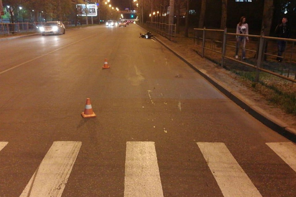 Опрокинувшийся мотоцикл снес несовершеннолетнего хабаровчанина