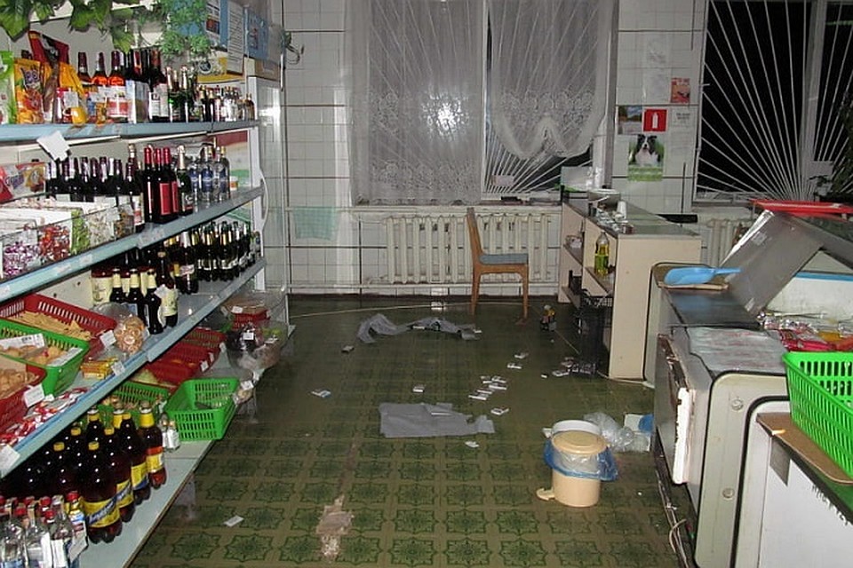 Из магазина воры украли товаров на 730 рублей. Фото: УВД Витебского облисполкома.