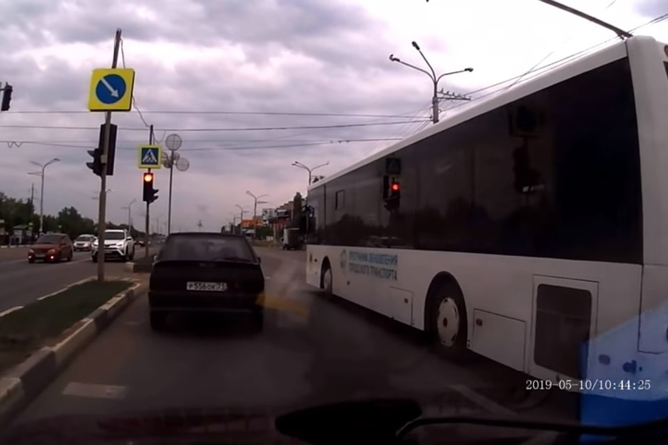 Нарушение ПДД на Московской