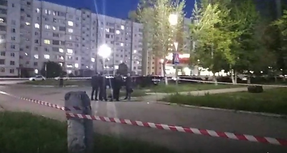 Полицейские оцепили часть улицы Свердлова / Фото: Город Новокуйбышевск