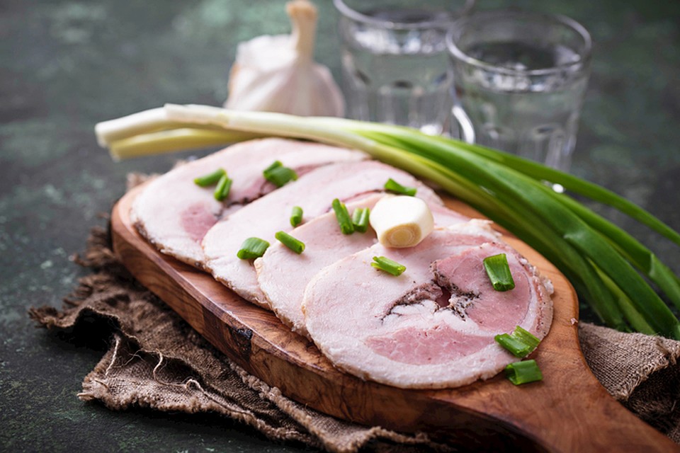 Алкоголь и жирная еда повышают риск рака